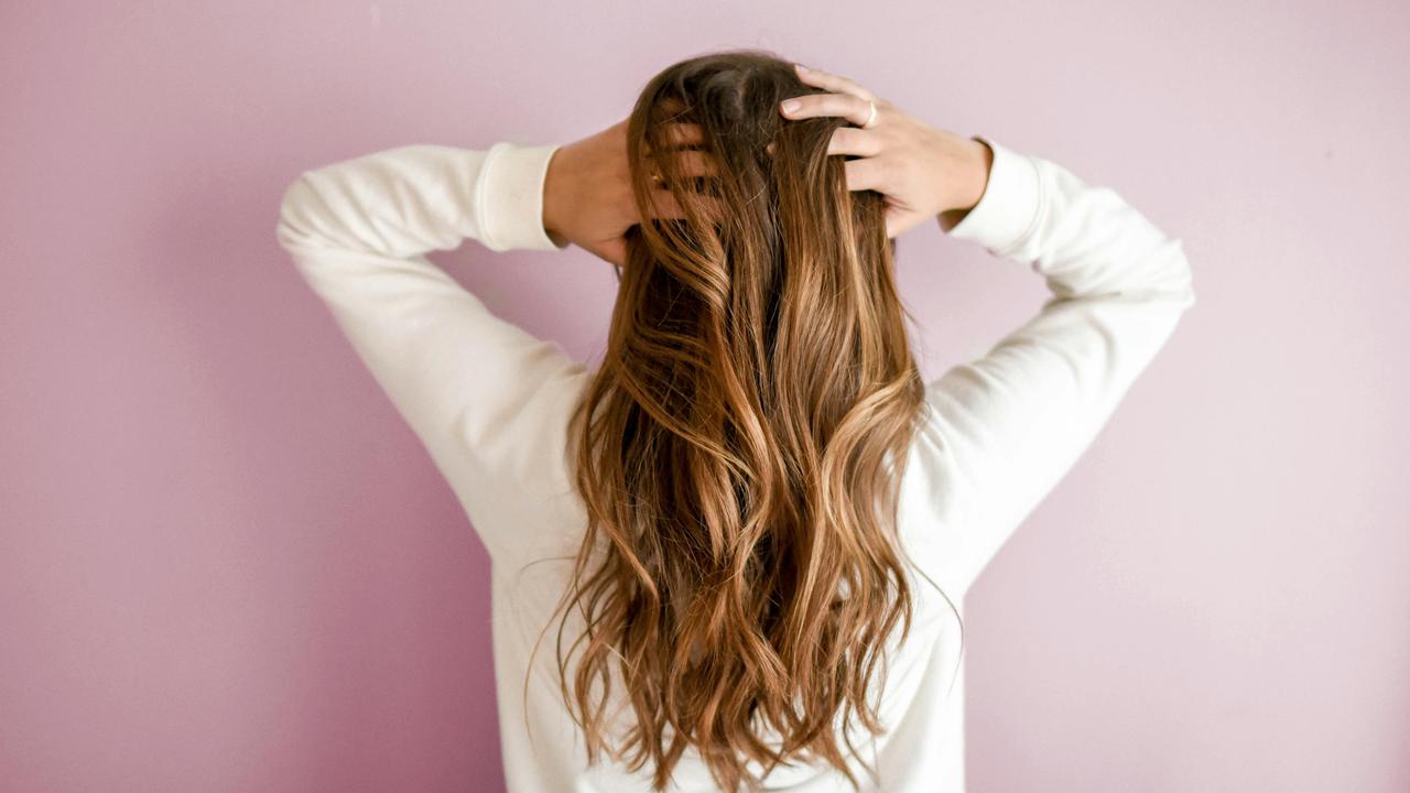 Ingin Rambut Anda Sehat dan Berkilau? Ketahui Pola Makan yang Benar
