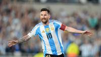 Lionel Messi tampil memukau saat membawa Timnas Argentina berhadapan dengan Timnas Bolivia pada matchday ke-10 Kualifikasi Piala Dunia 2026 Zona CONMEBOL. (AP Photo/Natacha Pisarenko)