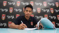 Fredyan Wahyu menandatangani kontrak bersama klub promosi Liga 1 2024/2025, Malut United (Dok. Malut United)