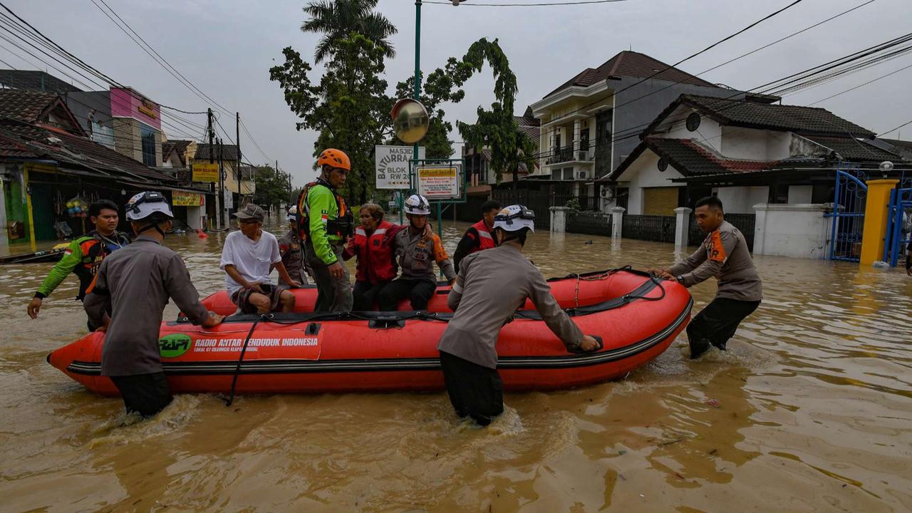 Banjir di Vila Nusa Indah Bogor