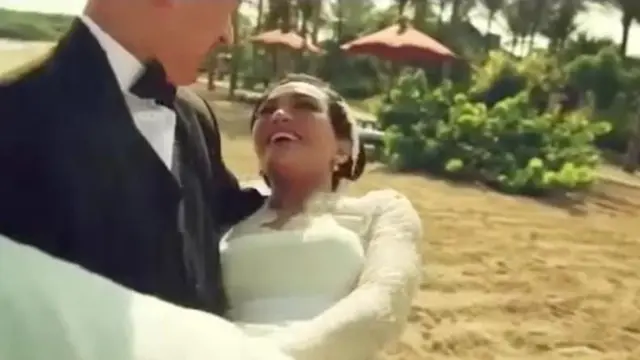 Shandy Aulia unggah foto lawas pernikahan