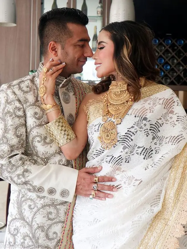 7 Pemotretan Prewedding Eva Belisima Mantan Istri Kiwil dengan Gaya India