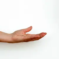 Ilustrasi Menolong. (Sumber: Unsplash)