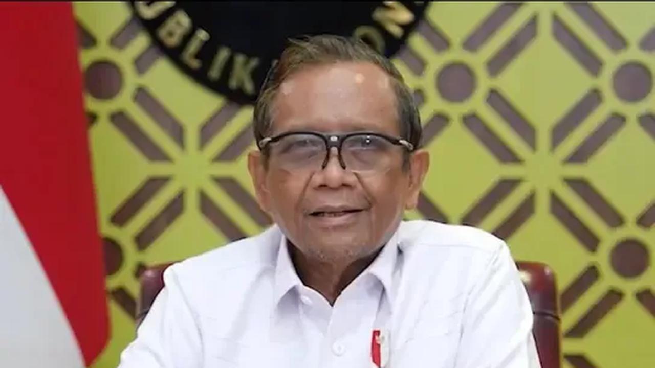 Menteri Koordinator Bidang Politik, Hukum dan Keamanan (Menko Polhukam) Mahfud MD memastikan akan melakukan penindakan dari sisi pidana terkait polemik Pondok Pesantren (Ponpes) Al-Zaytun di Indramayu, Jawa Barat. Sedangkan ranah penistaan agama yang mela