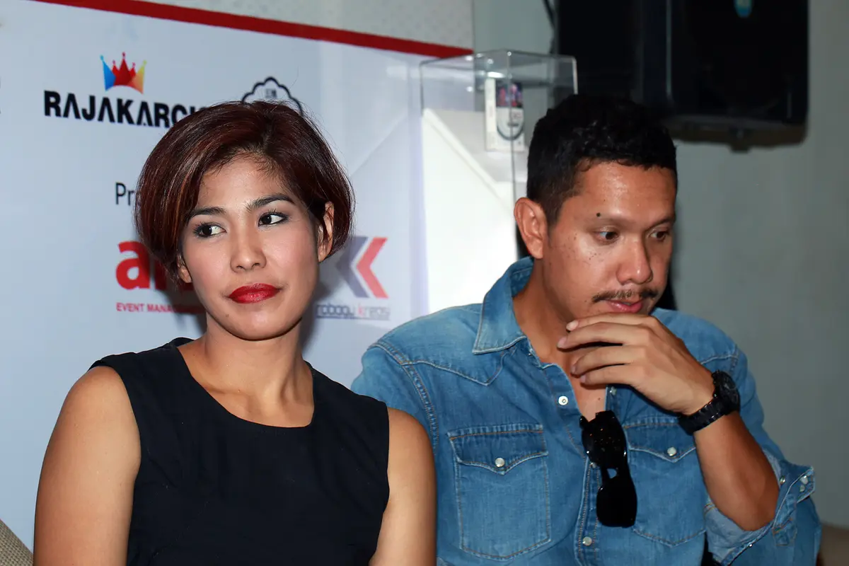 Maliq & D'Essentials