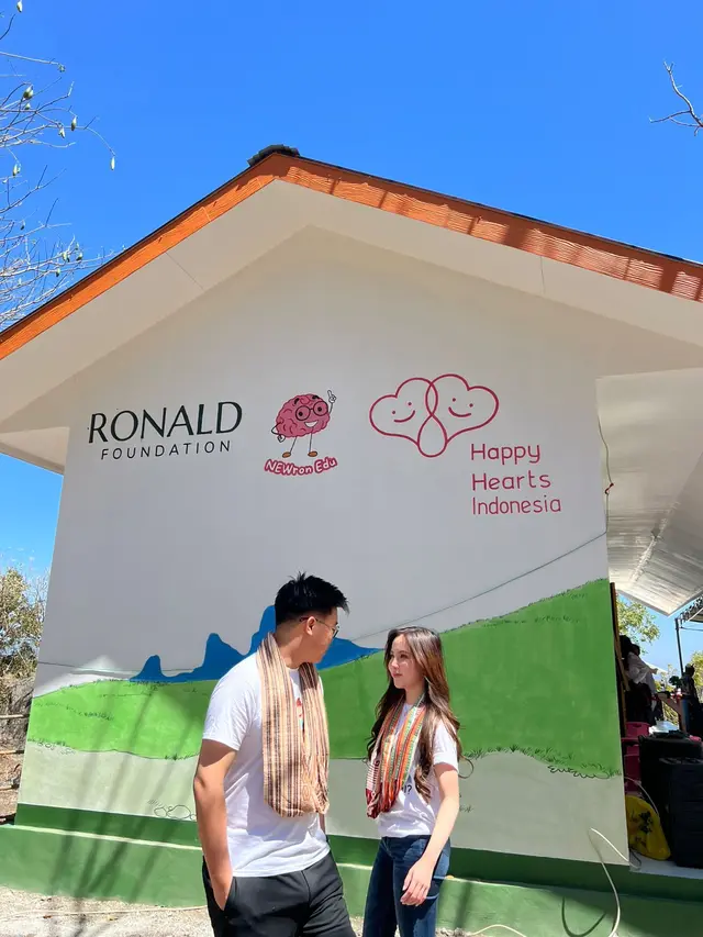 Agatha Chelsea dan Timothy Ronald