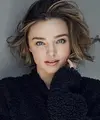 Miranda Kerr dan Evan Spiegel sekarang ini sedang berbahagia lantaran baru saja resmi menyandang status suami-istri. Pernikahan keduanya digelar sangat privat dan hanya dihadiri keluarga serta teman-teman terdekat. (Instagram/mirandakerr)