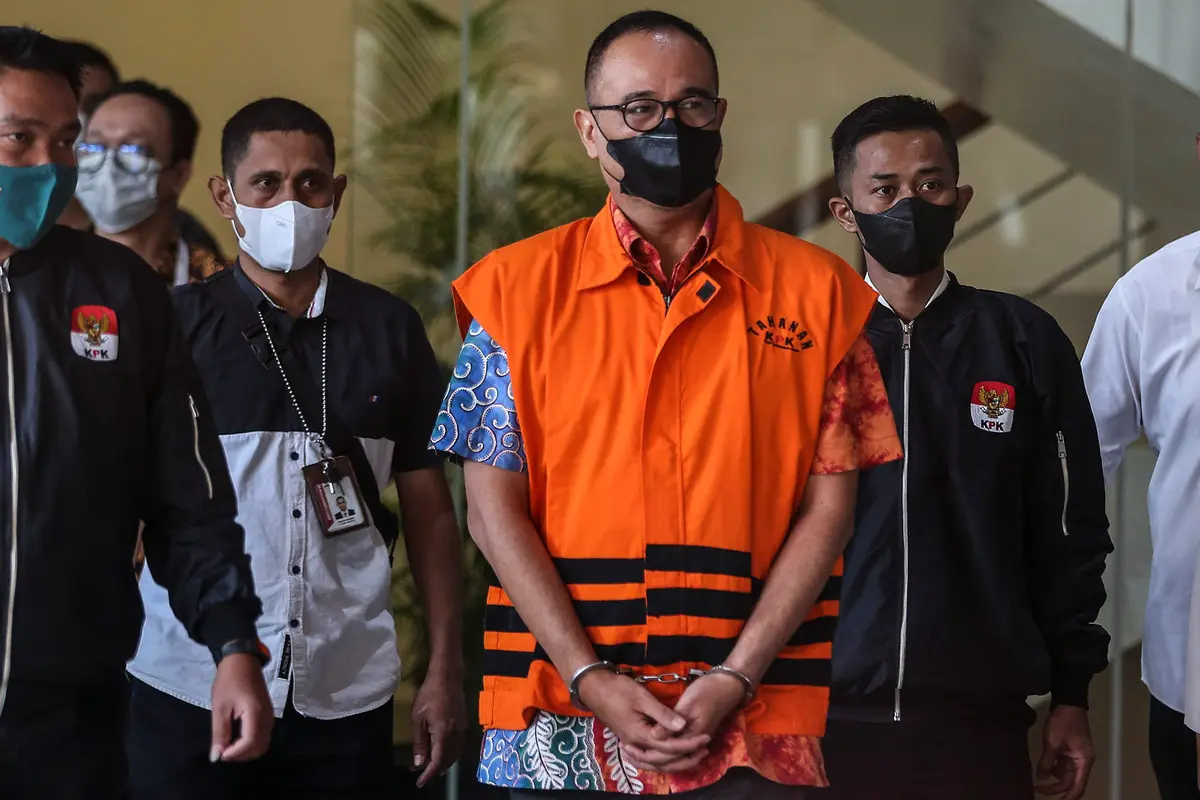 Mantan Pejabat Dirjen Pajak Rafael Alun Trisambodo Resmi Huni  Rutan KPK