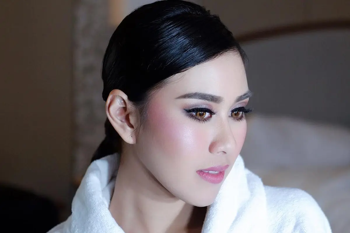 [Bintang] Mendekati Hari Pernikahan, Dandanan Syahnaz Sadiqah Ini Makin Luluhkan Hati Jeje