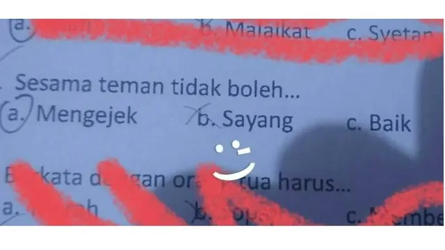 10 Soal dan Jawaban Aneh Menurut Netizen Ini Bikin Tepuk Jidat