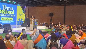 Menteri Komunikasi dan Digital Meutya Hafid di acara Temu Nasional Pegiat Literasi Digital 2025, Jakarta, Rabu (17/12/2025).