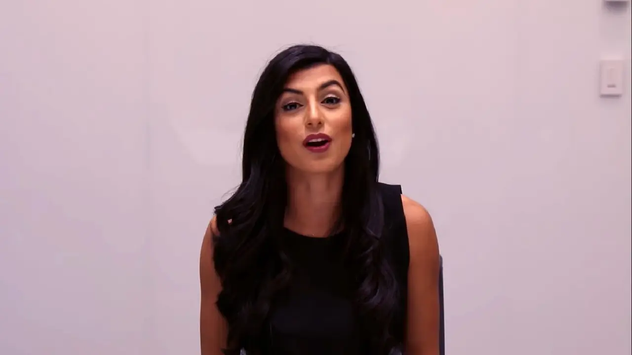 Putus dengan Nikki Bella, John Cena Gebet Insinyur Cantik