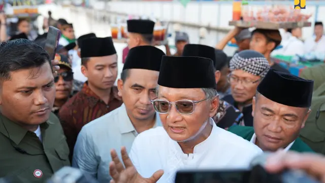 Menteri PU Ungkap Solusi Atasi Banjir Rob Demak