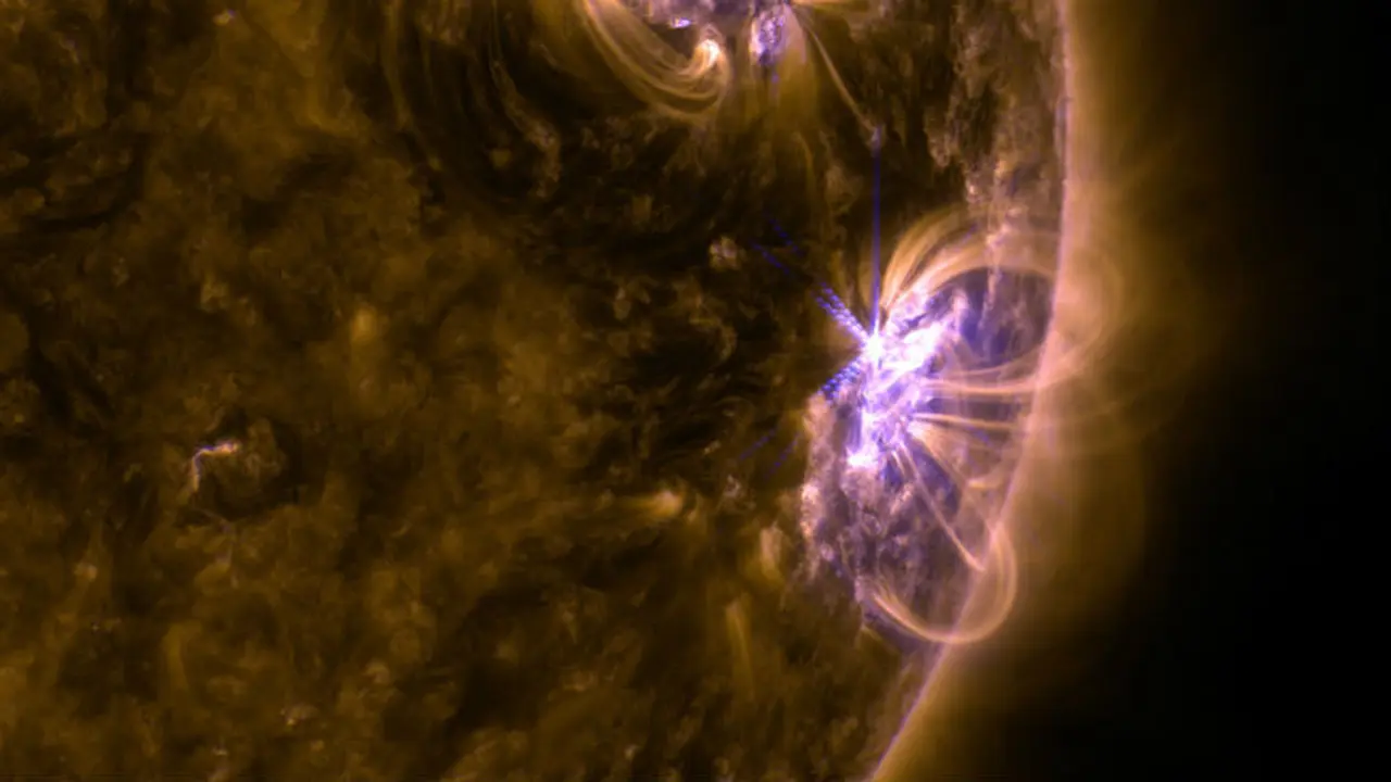 NASA mengabadikan penampakan suar matahari (solar flare) di Zona Aktif 2673 (AR 2673) pada Jumat 8 September 2017