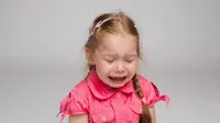 7 Hal yang Harus Dilakukan Orang Tua saat Anak Tantrum, Emosi Reda Seketika