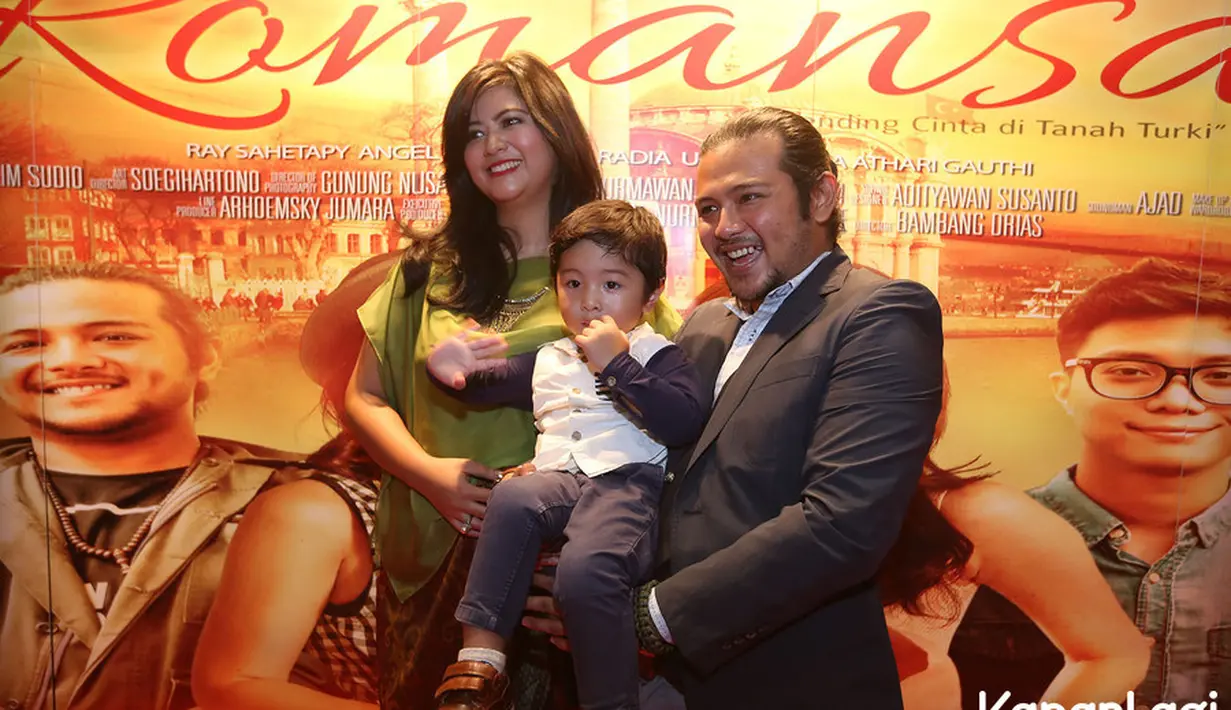 Terkait sidang cerainya tersebut, pasangan ini telah menjalani sidang perdana pada 19 April 2018 lalu. Namun, belum diketahui apa hasil dalam sidang perdana tersebut. (Instagram/ramonytungka)