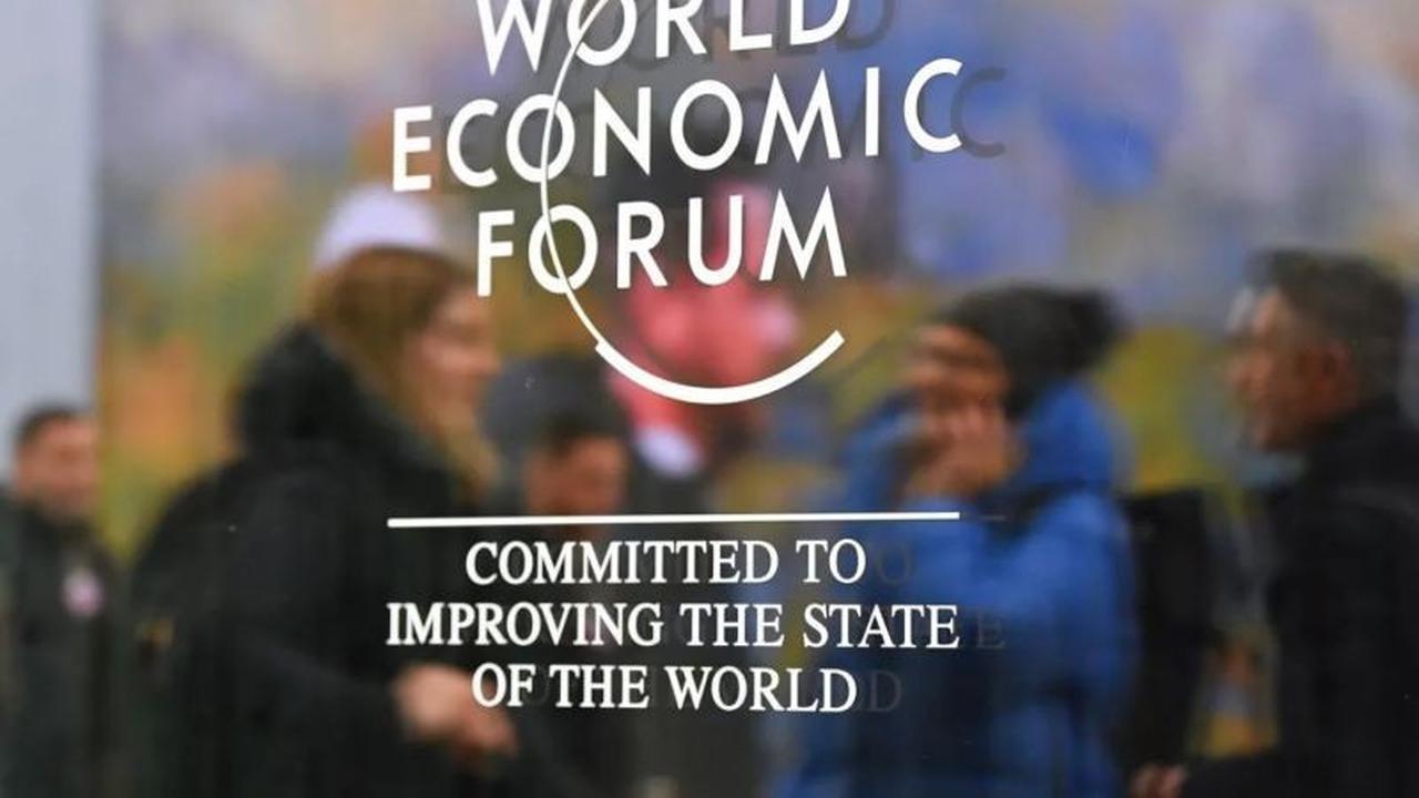 Penerbangan Tertunda, Pertemuan Presiden Trump dan Kanselir Merz di Davos Terancam Batal