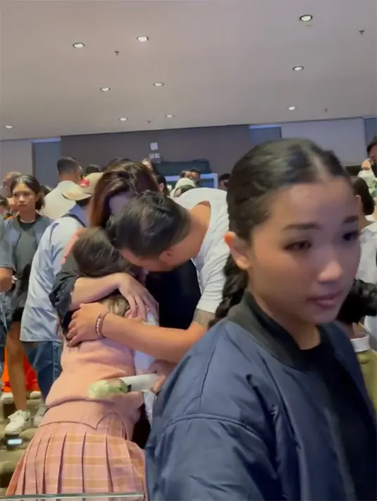 (Instagram/nafaurbach)