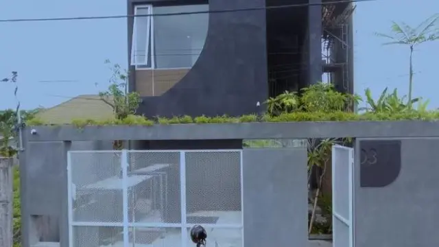 Potret Rumah Baru Ayudia Bing Slamet dan Ditto Percussion. (Sumber: YouTube/Teman Tapi Menikah)