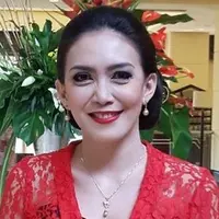 Secara mengejutkan, muncul kabar bahwa Rieke Dyah Pitaloka ternyata sudah bercerai dari suaminya, Donny Gahral.