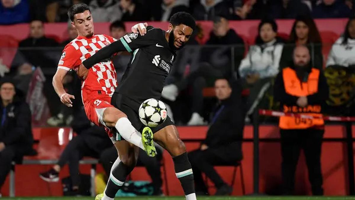 Liga Champions 2024/2025: Gol Penalti Salah Kokohkan Posisi Liverpool di Puncak Klasemen