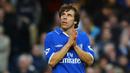 Gianfranco Zola tercatat sebagai salah satu legenda hidup Chelsea. Selama tujuh tahun berkarier di Stamford Bridge, Zola banyak mempersembahkan trofi untuk The Blues. (AFP/Adrian Dennis)