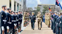 Kepala Staf Angkatan Laut (Kasal) Laksamana TNI Muhammad Ali melaksanakan kunjungan kehormatan kepada Chief of Navy Royal Australian Navy (RAN) Vice Admiral (VADM) Mark Hammond di Russel Office, Kamis (31/8/2023) (Istimewa)