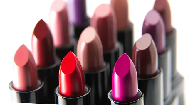 Apa Itu Shade Lipstik? Pengertian, Cara Baca Kode, dan Tips Memilih Warnanya