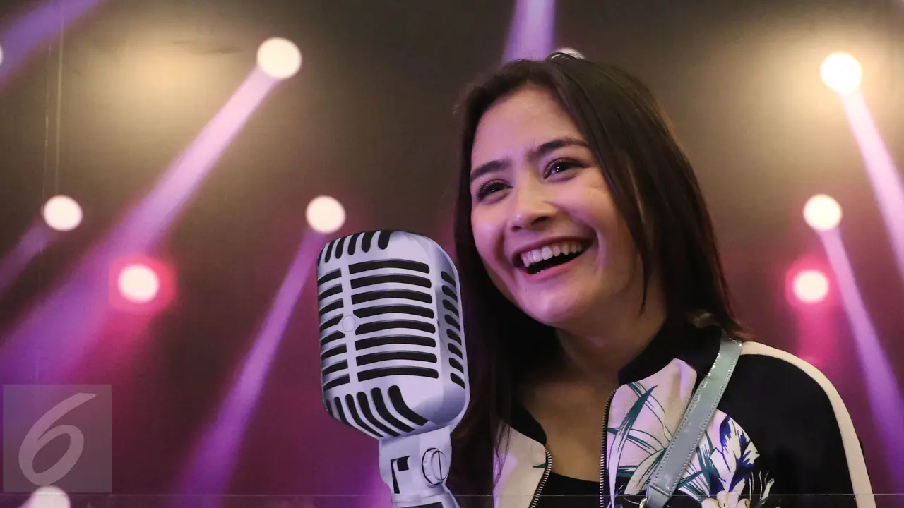 20160723-Artis sinetron Prilly Latuconsina -Jakarta 