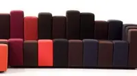 Jika biasanya Anda hanya disuguhkan oleh sofa bergaya minimalis atau modern, lain halnya dengan model sofa berikut ini.