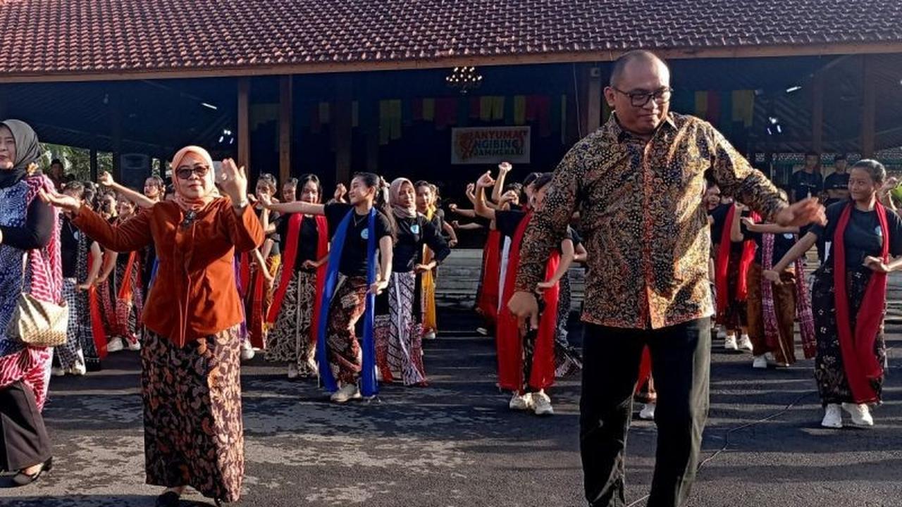 Banyumas Ngibing 24 Jam Menari: Anggota DPR Sebut Penggerak Wisata Budaya dan Pelestarian Seni Tradisi