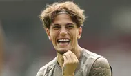 Kali Ini Bela Aston Villa, Alejandro Garnacho Disambut Paling Meriah saat Kembali ke SUGBK