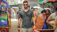 Top 10 Chris Hemsworth Movies That Aren't MCU