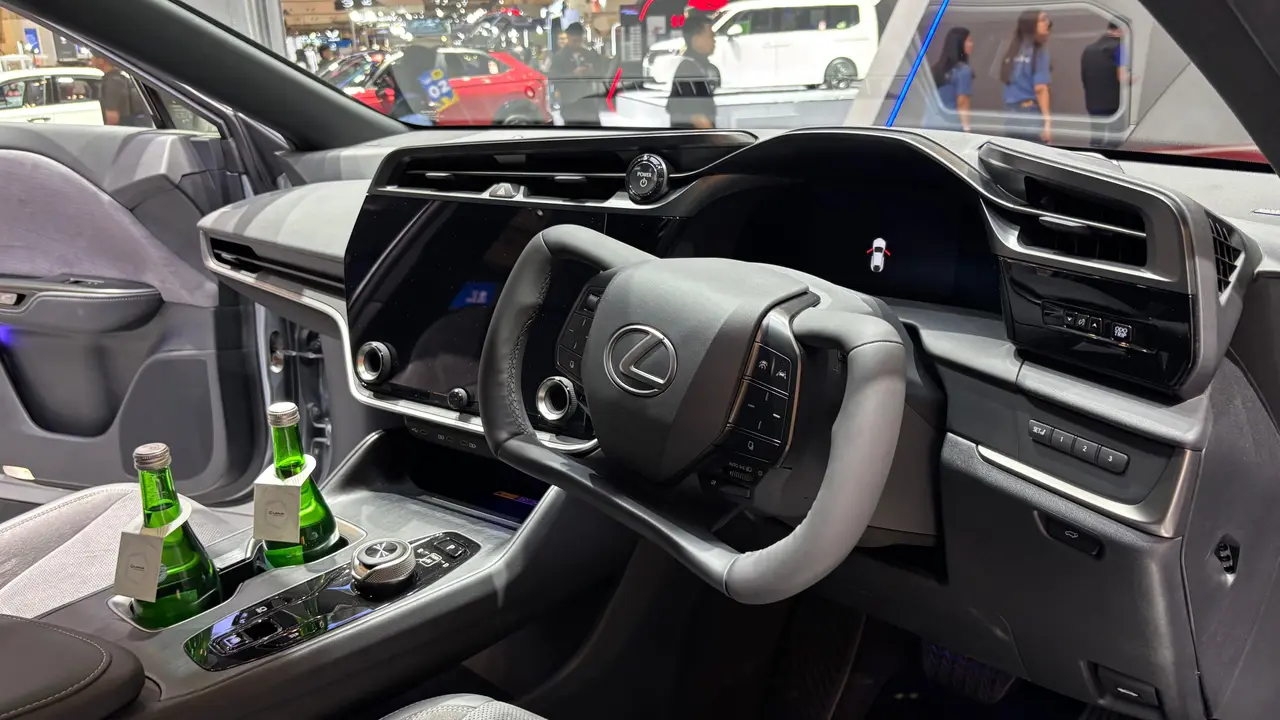 Lexus Pamer Setir Canggih Steer-by-Wire di RZ 500e, Ini Keunggulannya (Arief A/Liputan6.com)