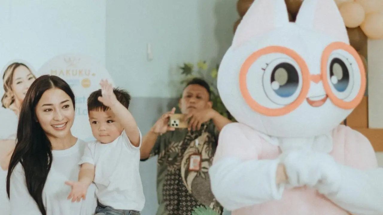 6 Potret Baby Issa Anak Nikita Willy Rayakan Ultah di Panti Asuhan, Penuh Kesan