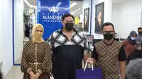 Ivan Gunawan menghadiri pembukaan Store Mandjha Hijab di Bogor, Jawa Barat. (IST)