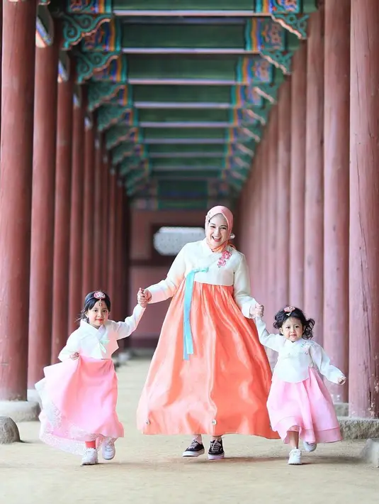 (Instagram/natasharizkynew)