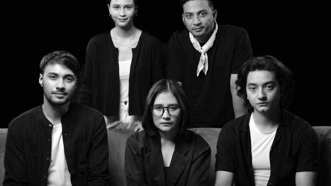Karya Film dan Series yang Disutradari Umay Shahab Hingga Sukses di Box Office