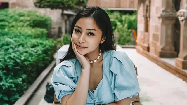 7 Momen Seru Nikita Willy Liburan di Afrika Selatan, Akrab dengan Anak Suku