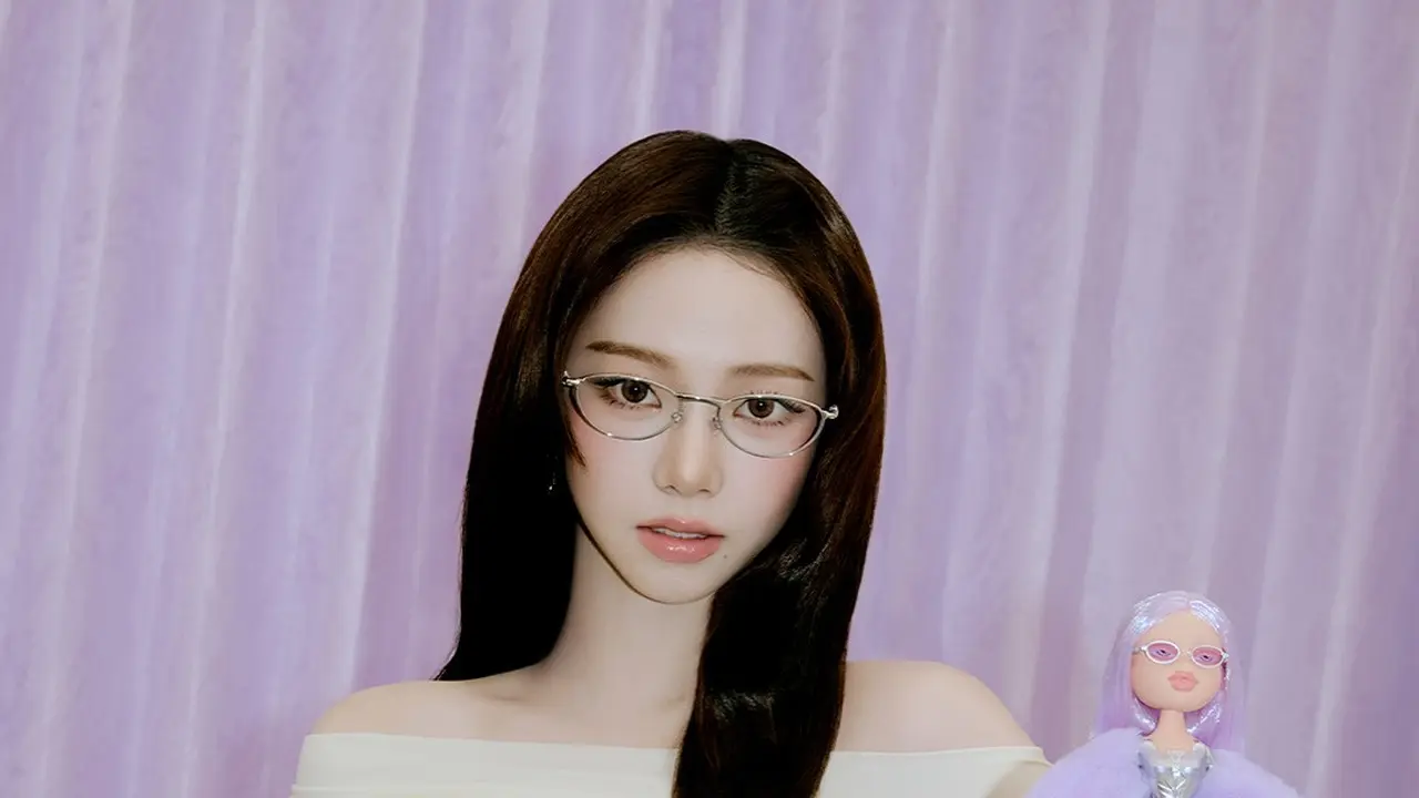 Posisi Jennie BLACKPINK Tergeserkan oleh Karina Aespa sebagai Brand Ambassador Gentle Monster
