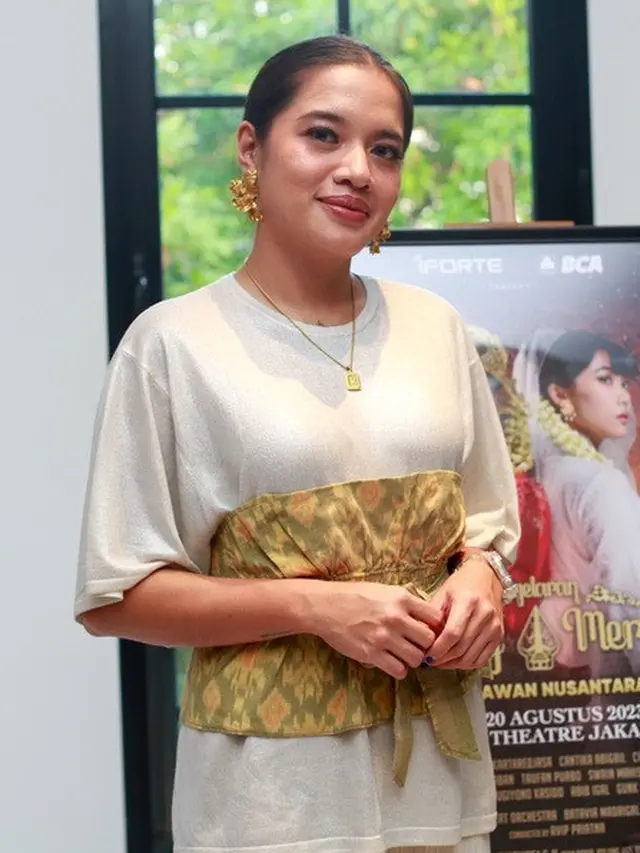 Antusiasnya Cantika Abigail Menuju Pagelaran Sabang Merauke (Sumber: KapanLagi.com/Muhammad Akrom Sukarya)