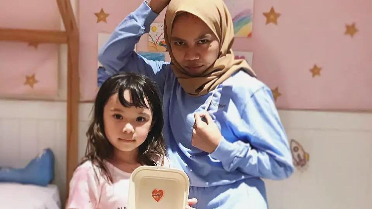 4. Siti Rukoyah (Koneng) Pengasuh Gempi