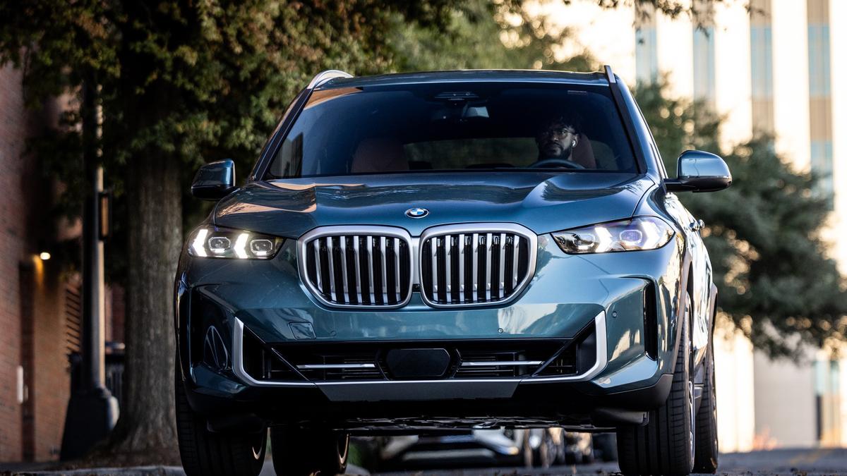 BMW Tarik Ribuan X5 dan X7 Terbaru karena Risiko Korsleting