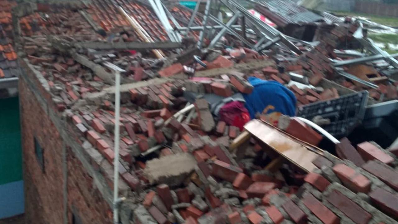 Hujan Lebat dan Angin Kencang Terjang Kabupaten Bandung, Puluhan Rumah Rusak dan Hancur