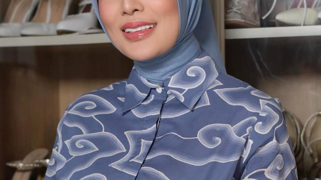 Cantik Dengan Hijab