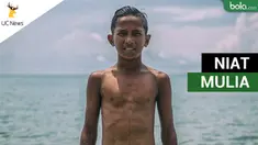 Pesepak bola belia yang mempunyai niat mulia untuk keluarganya.