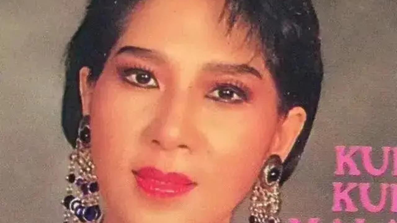 6 Potret Titiek Puspa Jadi Model Majalah, Penyanyi Legendaris Serba Bisa
