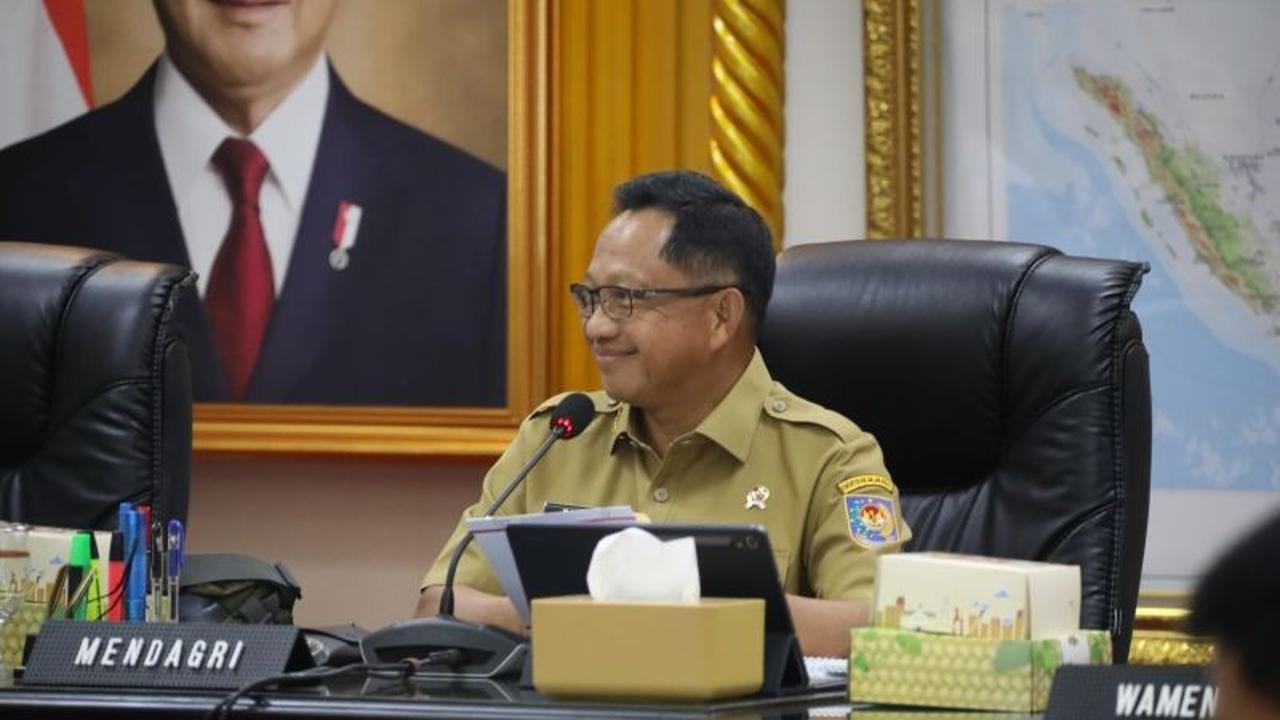 Mendagri Dorong Pemda Lindungi Lahan Sawah Demi Ketahanan Pangan Nasional