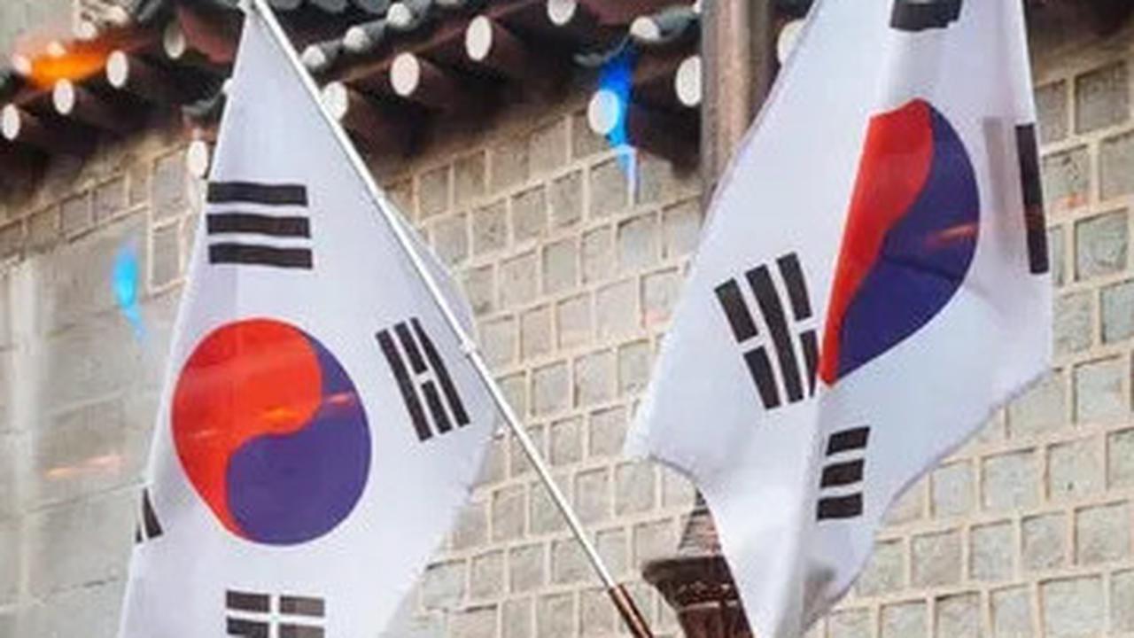 Presiden Yoon Suk Yeol Akan Cabut Pemberlakuan Darurat Militer Korea Selatan