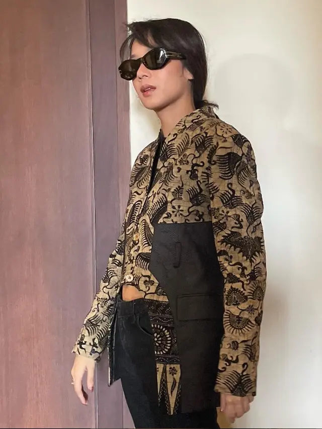 Gista Putri canttik dengan ragam outfit (Instagram/gistaputri)